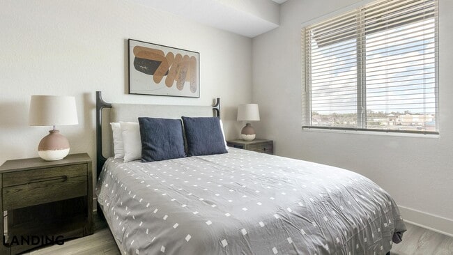 9650 52nd Ave E, Unit 1-402