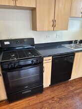 1637 E 77th St, Unit 3rd in Chicago, IL - Foto de edificio - Building Photo