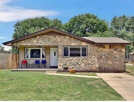 6453 Kerman Dr in Park City, KS - Building Photo