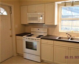 4201 Benson Ave N in St. Petersburg, FL - Building Photo - Building Photo