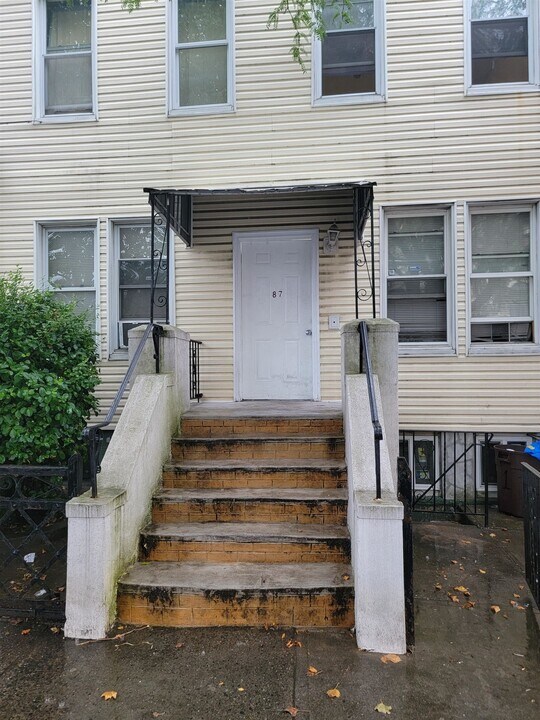 87 Wales Ave in Jersey City, NJ - Building Photo