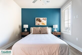 300 E Broad St, Unit 539 in Savannah, GA - Building Photo - Building Photo