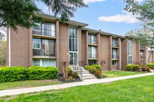 Summerlyn Apartments in Laurel, MD - Building Photo