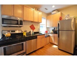 24 Ashford St in Boston, MA - Building Photo
