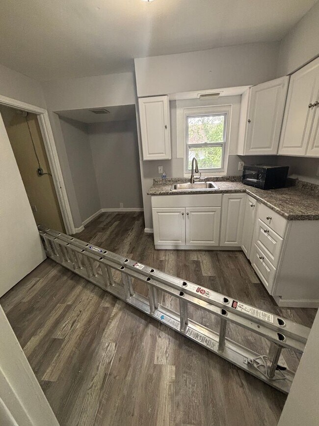 15918 Pythias Ave in Cleveland, OH - Building Photo - Building Photo