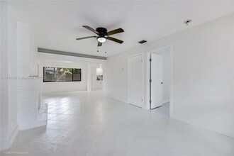 1000 SW 32nd St in Fort Lauderdale, FL - Building Photo - Building Photo