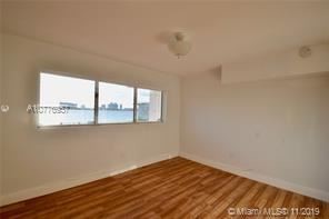2250 Bay Dr in Miami Beach, FL - Building Photo - Building Photo