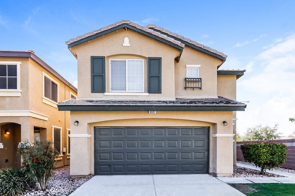 4467 Acropolis Ave in North Las Vegas, NV - Foto de edificio