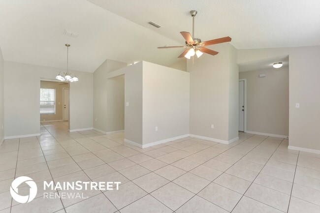 1679 April Ave in Deltona, FL - Building Photo - Building Photo