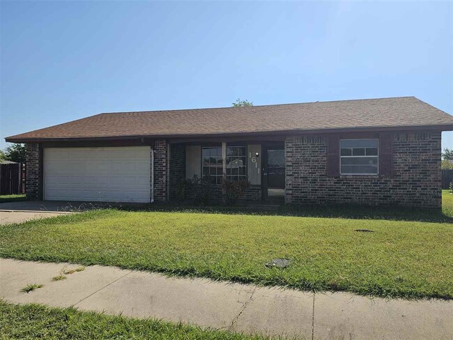 property at 1611 NW Black Mesa Dr