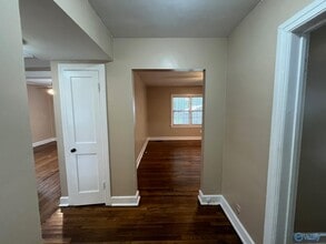 2002 Enolam Blvd SE in Decatur, AL - Building Photo - Building Photo