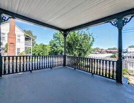 700 Shull St in West Columbia, SC - Building Photo