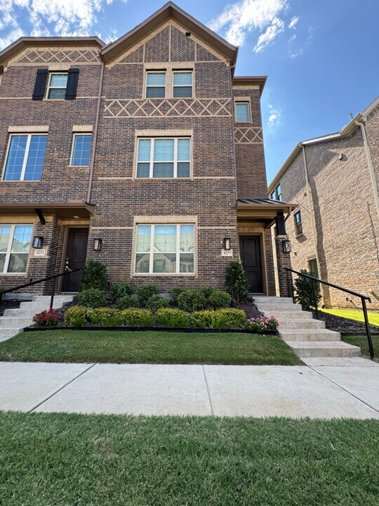 4237 Shavano Dr in Frisco, TX - Building Photo