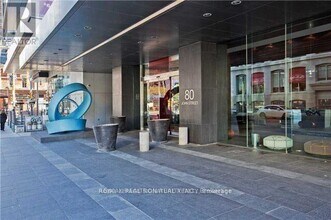 80 John St in Toronto, ON - Building Photo - Building Photo