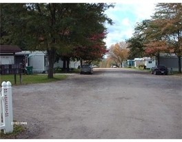 Spring Hill Estates Mobile Home Park Apartments