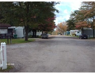 Spring Hill Estates Mobile Home Park in Springboro, PA - Foto de edificio