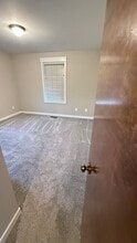 990 Highline Dr in East Wenatchee, WA - Building Photo - Building Photo