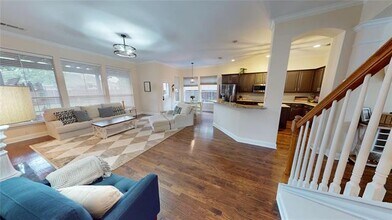 1747 Ivy Ln in Carrollton, TX - Building Photo - Building Photo