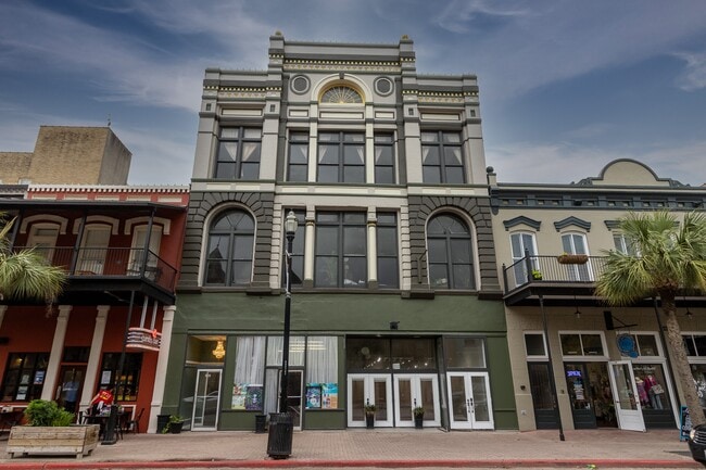 property at 2111 Postoffice St