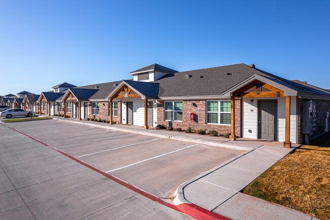 Monarch Point in Lubbock, TX - Building Photo - Building Photo