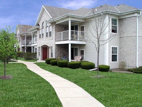 Whispering Ponds Apartments in Waukesha, WI - Building Photo - Building Photo