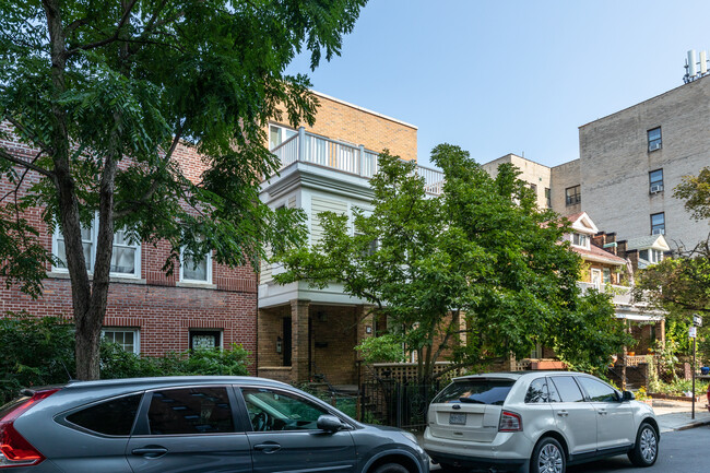 Park Terrace Gardens in New York, NY - Foto de edificio - Building Photo