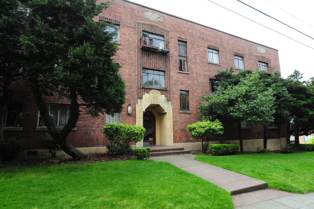 105 Ward St in Seattle, WA - Foto de edificio