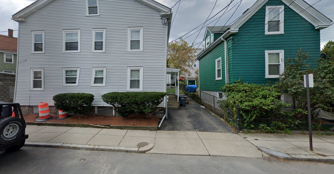 10 Shepard St, Unit 4