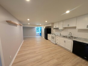 538 Green St in Durham, NC - Building Photo - Building Photo
