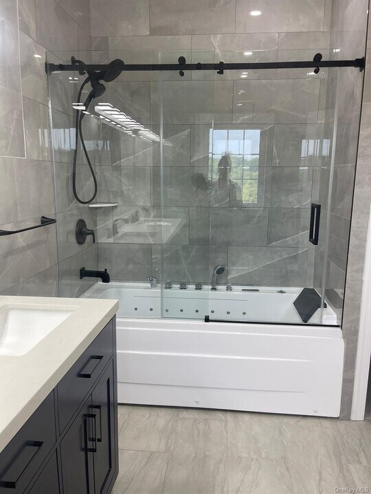 50 Vineyard Ave in Yonkers, NY - Building Photo