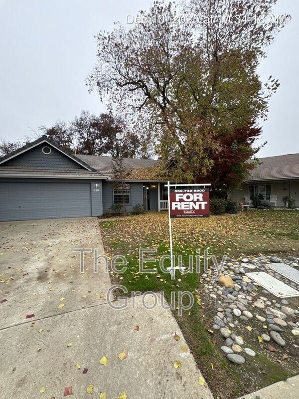 property at 819 S Pinkham St