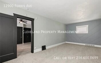 12900 Ferris Ave in Cleveland, OH - Building Photo - Building Photo