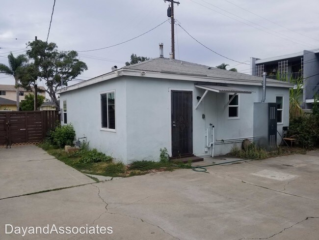 14618 Larch Ave in Lawndale, CA - Building Photo - Building Photo