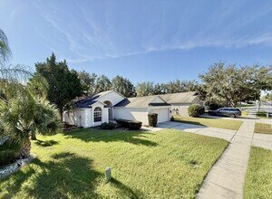 5431 Ayrshire Dr in Spring Hill, FL - Building Photo - Building Photo