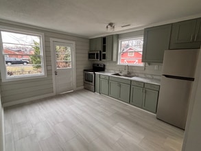 35 Whitsett Rd in Nashville, TN - Building Photo - Building Photo