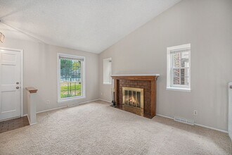 7511 S Cove Cir in Littleton, CO - Building Photo - Building Photo