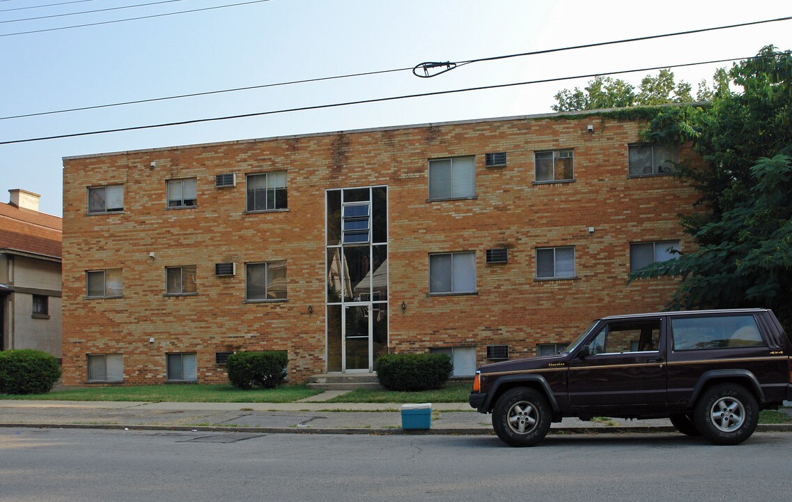 436 Highway Ave in Ludlow, KY - Building Photo