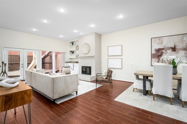 property at 6728 Buffalo Speedway