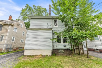 1038 Nela View Rd in Cleveland Heights, OH - Building Photo - Building Photo