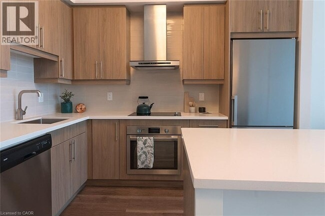 property at 2087 Fairview St