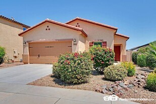 10802 W Saddlehorn Rd in Peoria, AZ - Building Photo