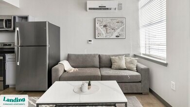 2308 4th Ave N, Unit 1008 in Birmingham, AL - Foto de edificio - Building Photo