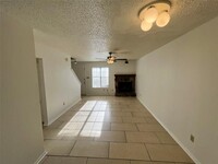 2817 Wimbledon Ct in Garland, TX - Foto de edificio - Building Photo