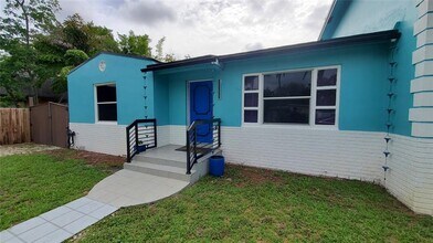 1548 SW 28th Ave in Fort Lauderdale, FL - Building Photo - Building Photo