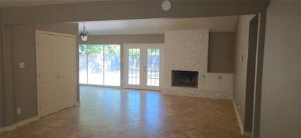 2104 Village Way Dr in Austin, TX - Building Photo - Building Photo