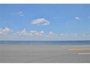 226 Venetian Bay Cir in Sanford, FL - Building Photo - Building Photo