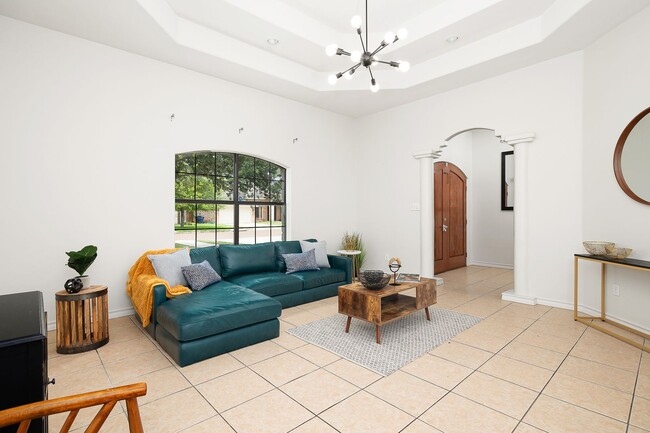 9104 N 28th St in McAllen, TX - Foto de edificio - Building Photo
