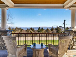 505 Seaside Ave in Westbrook, CT - Building Photo - Building Photo