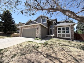 5381 S Dunkirk Way in Centennial, CO - Building Photo