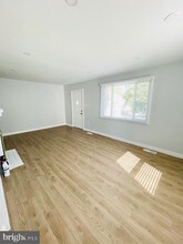 3120 Chepstow Ln in Falls Church, VA - Building Photo - Building Photo